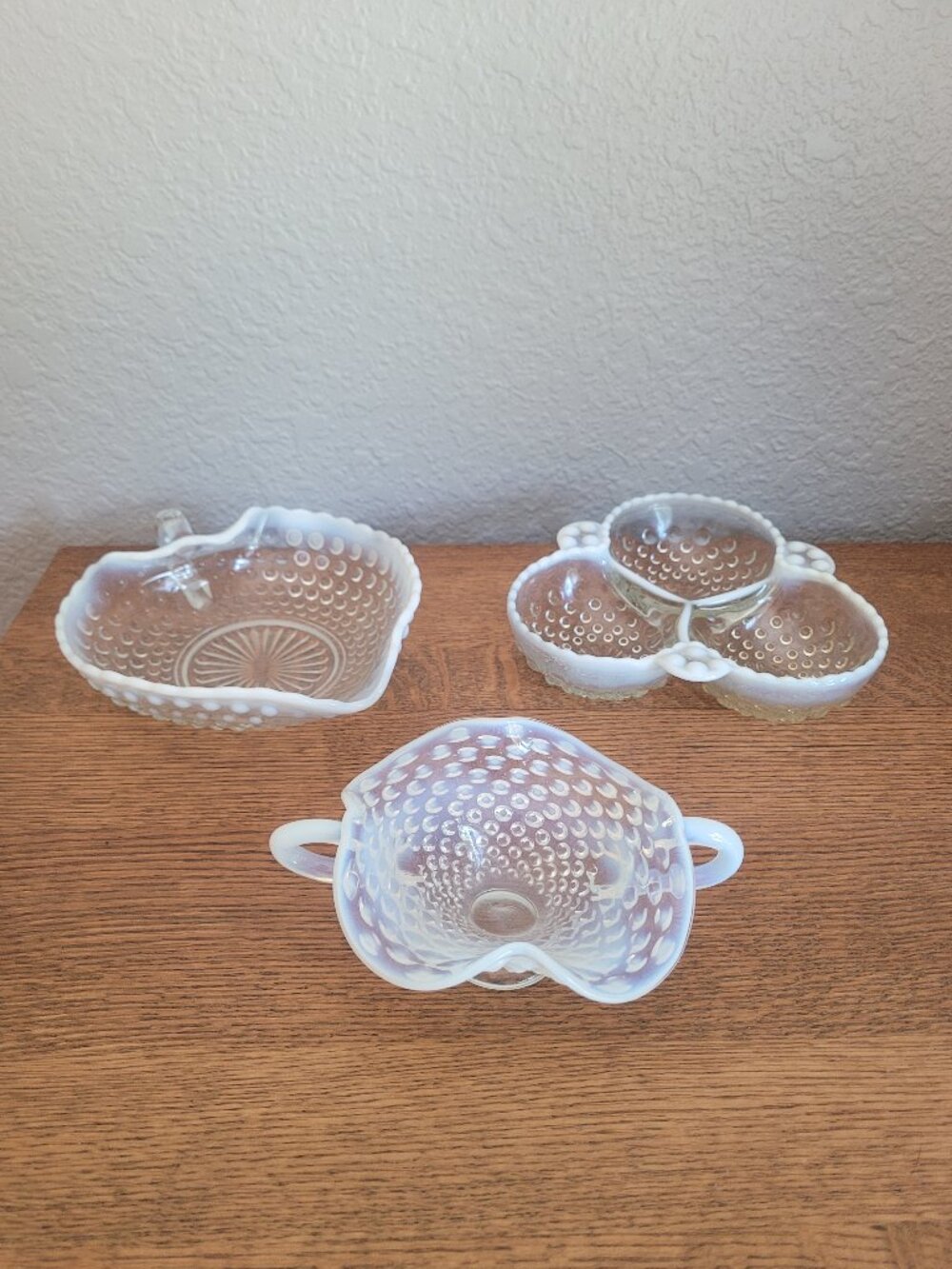 1 Fenton moonstone hobnail 2 handled bonbon dish+2 Anchor Hocking opalescents